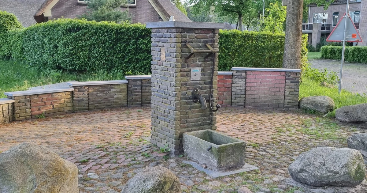 Dorp Rolde Village pump - Rolde.nl