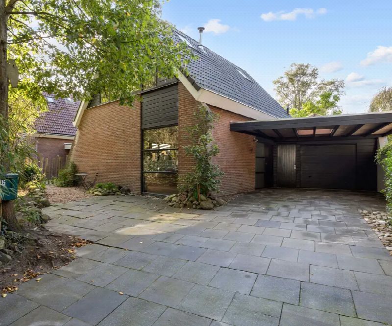 Telgenkamp 16, Rolde