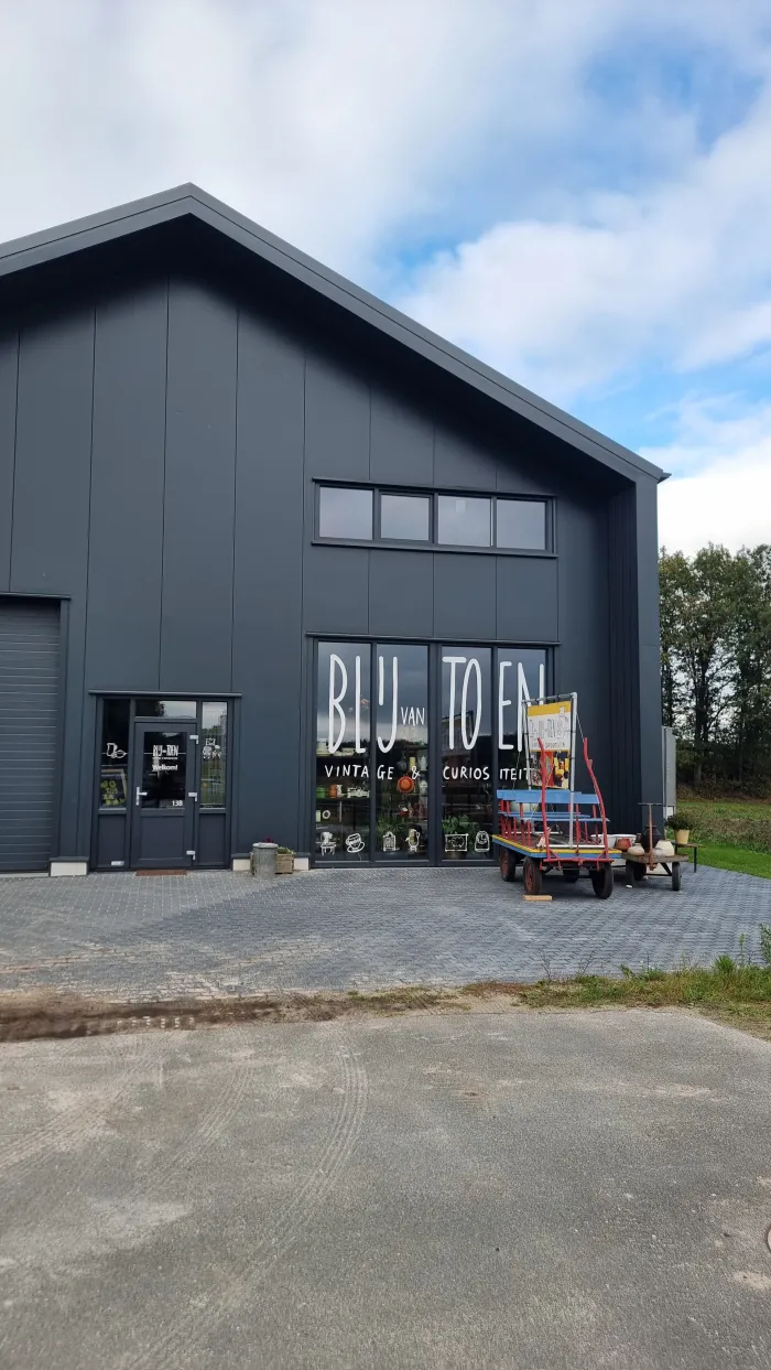 Winkel Blij van Toen aan Het Veld in Marwijksoord